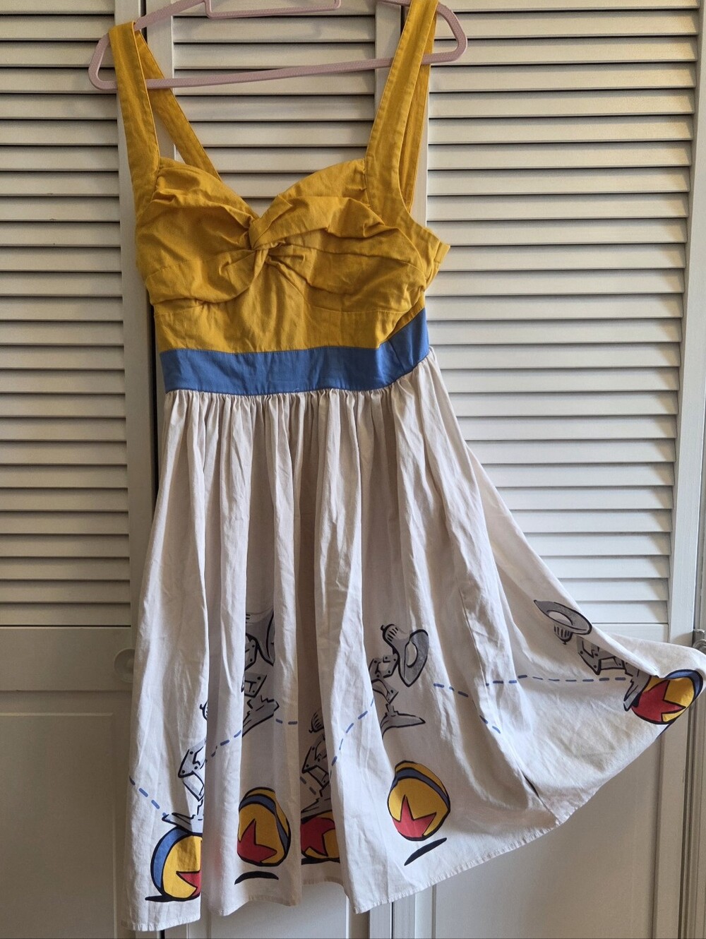 Disney Dress Shop Pixar Ball Lamp Dress M
